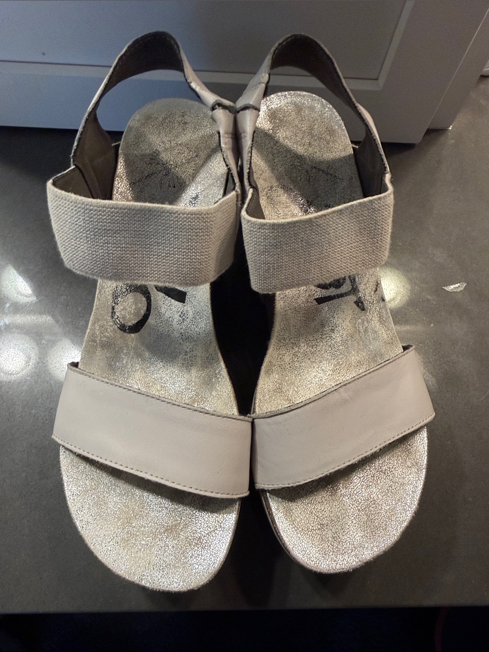 OTBT Bushnell Women's Beige Slingback Sandals size 8